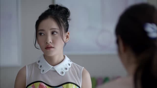 茅小春辛苦做蛋糕,夏冰冰厚颜夺功劳!