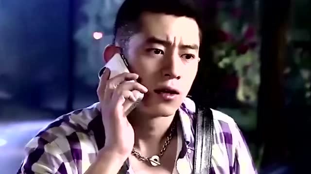 小伙子实地面试到处都是诱惑