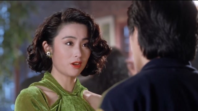 赌侠:阿星错吧梦萝当成绮梦,整个人激动万分,下一秒举动难以置信