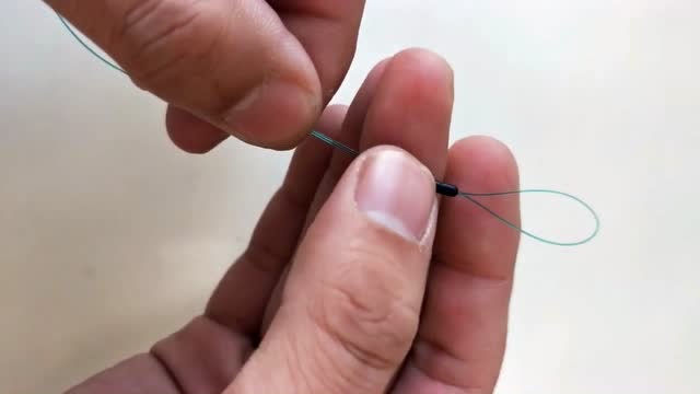 钓鱼技巧一条主线如何穿入两颗太空豆呢