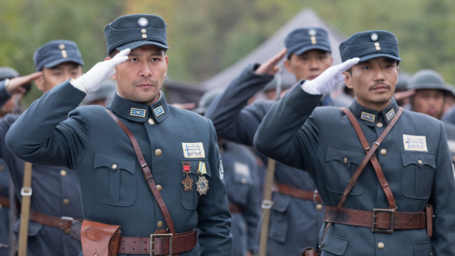 《锻刀3》再次席卷央视,男主被称神剧专业户,又是部抗战雷剧?