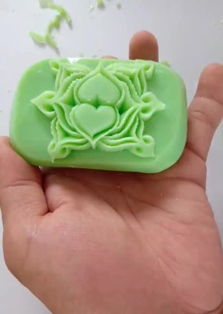 高手雕刻的香皂,看到最后的一幕,我是不舍得用了!
