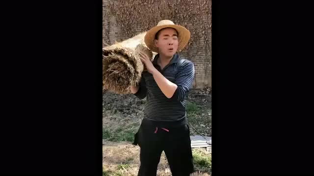 农村傻小子娶个城里媳妇,这是真爱吗