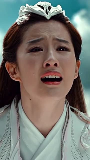 神仙姐姐刘亦菲,仙女落泪就是这样吧,美的让人心疼!