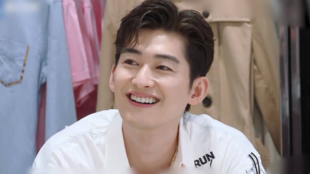 《奔跑吧》张翰与生俱来的总裁范儿,和他搭档的女嘉宾有福了