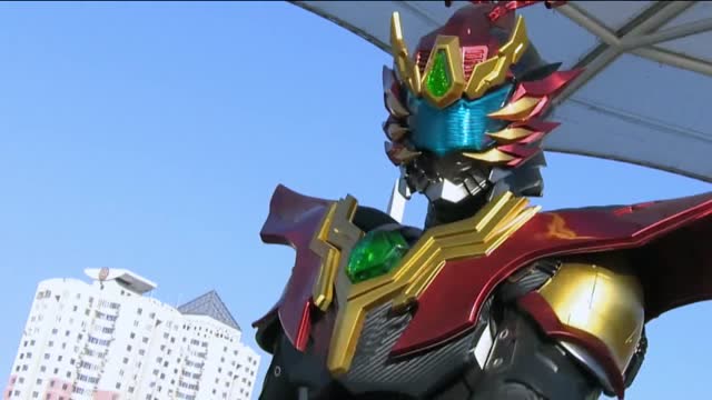 铠甲勇士铠传:帝狮将把僵傀的毛给拔了,把搏狮爪融入脚中