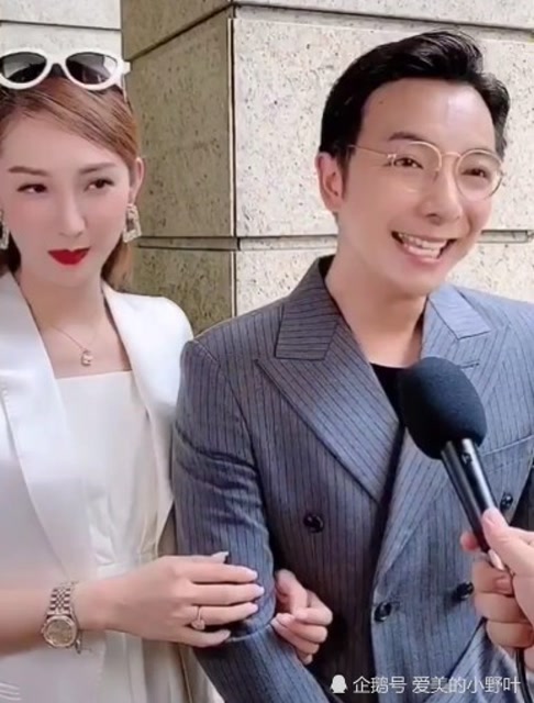 大狼狗郑建鹏不是富二代那当初是怎么跟言真在一起的呢看完你就知道了