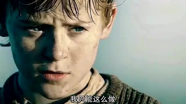 别动,你见过鬼手地雷么,一动就把你拖到地里面活埋的那种