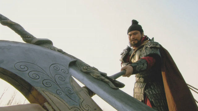 急先锋索超大战大刀关胜,索超虽败犹荣