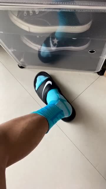 听说打篮球的男孩子其小腿都是这样子的