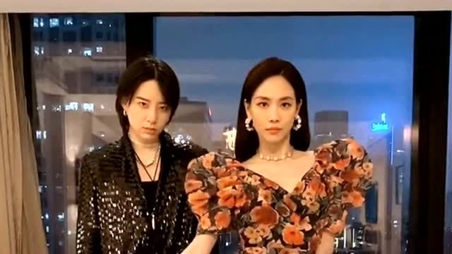 王霏霏李斯丹妮跳舞,乘风破浪的姐姐,李斯丹妮越来越自信了!