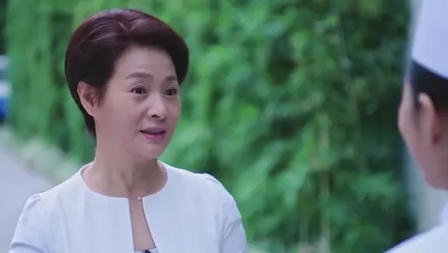 老爸当家:艾静告知小黄,健康证是自己举报的,但没争对其!