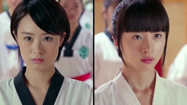 旋风少女:百草和秀琴师姐的对决,看秀琴的眼神,肯定不会留情