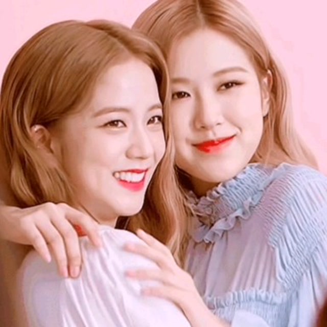 blackpink——"酥肉cp"篇,一起来看看酥肉cp撒的狗粮