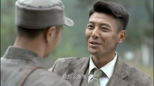 壮士出川杨彪中计了已经做好牺牲的准备了幸亏张抗及时相救