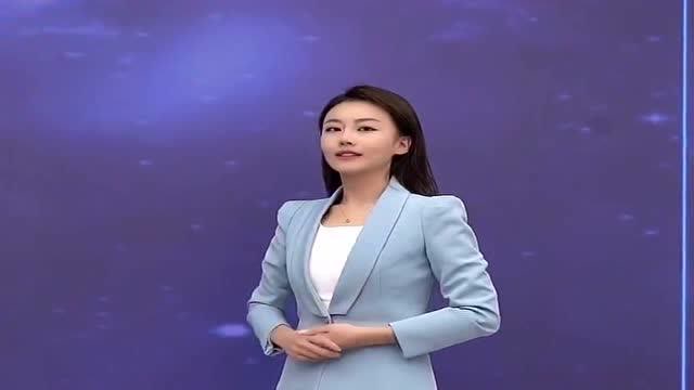 演播室到底有多冷?看完主持人开播前的表现后,着实有些令人心疼了!