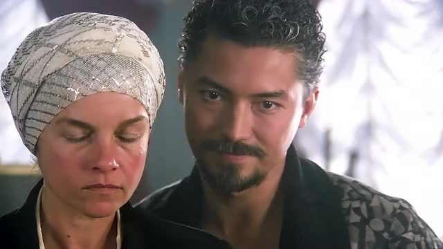 尊龙,大胡子造型魅力爆棚,留胡子也影响不了颜值!