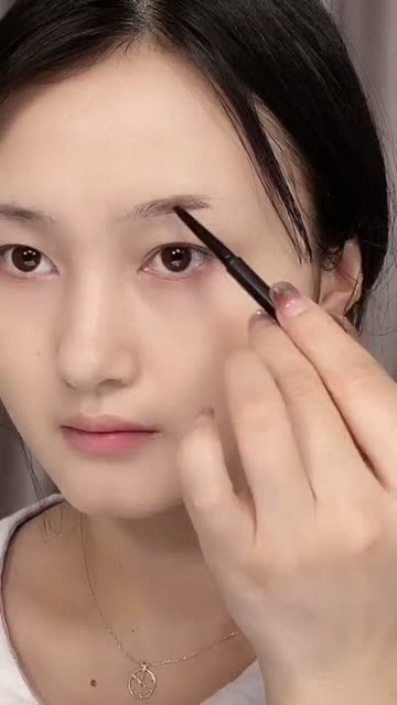 唐嫣仿妆来了最近还回顾了她的紫萱里面的唐嫣真的很美