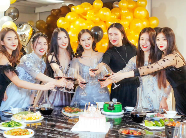 郑州闺蜜聚会生日派对,世界很小,城市很大