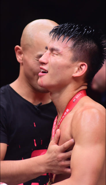 搏击网红大蒜李联邦出击力战中国第一大力士龙武