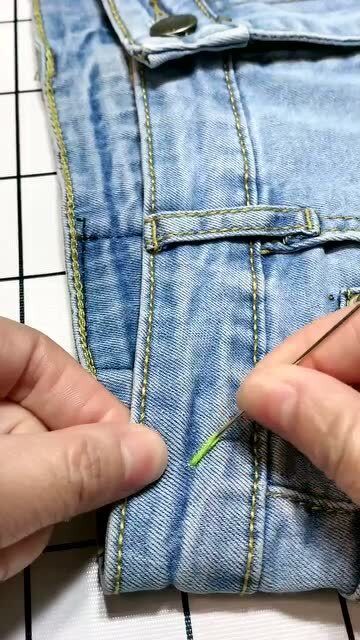 裤腰大了裁缝婆婆教我这样改,不拆不剪,方法简单又实用!