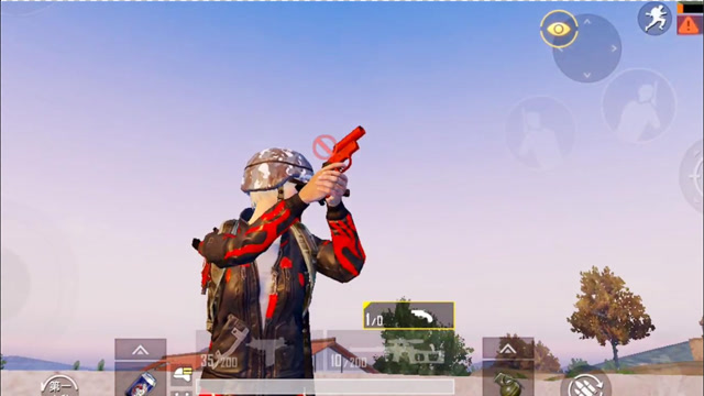 人机9527:寻找到信号枪,锁定最后一个伏地魔成功吃鸡