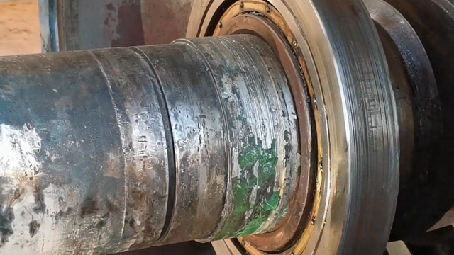 高压电机轴承位磨损在线修复的过程