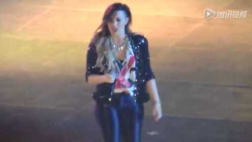 Demi Lovato - Made in the USA ( Live in Santiago,Chile 8-05-2014 )