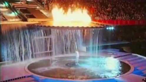 【回顾】悉尼奥运会开幕式 水中点燃圣火