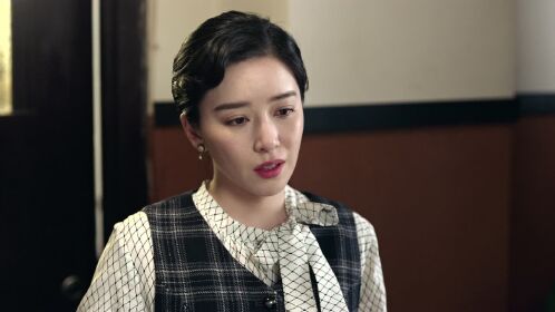 余小晚发现陈山叮嘱刘芬芳暗地照看自己