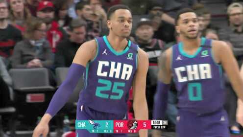 《NBA全场集锦》旱地拔葱弹地起飞 华盛顿空中轰炸双臂补扣