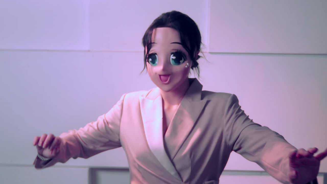 23借问一下为你推荐自动连播02:55梁龙带"二手玫瑰"唱《命运》 有内