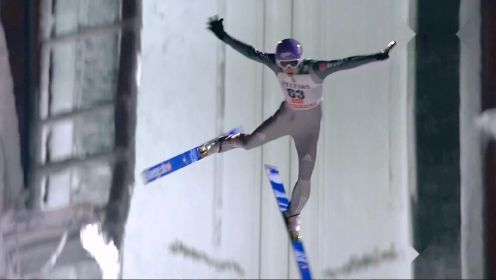 跳台滑雪世界杯风力突变 运动员高空坠下瞬间