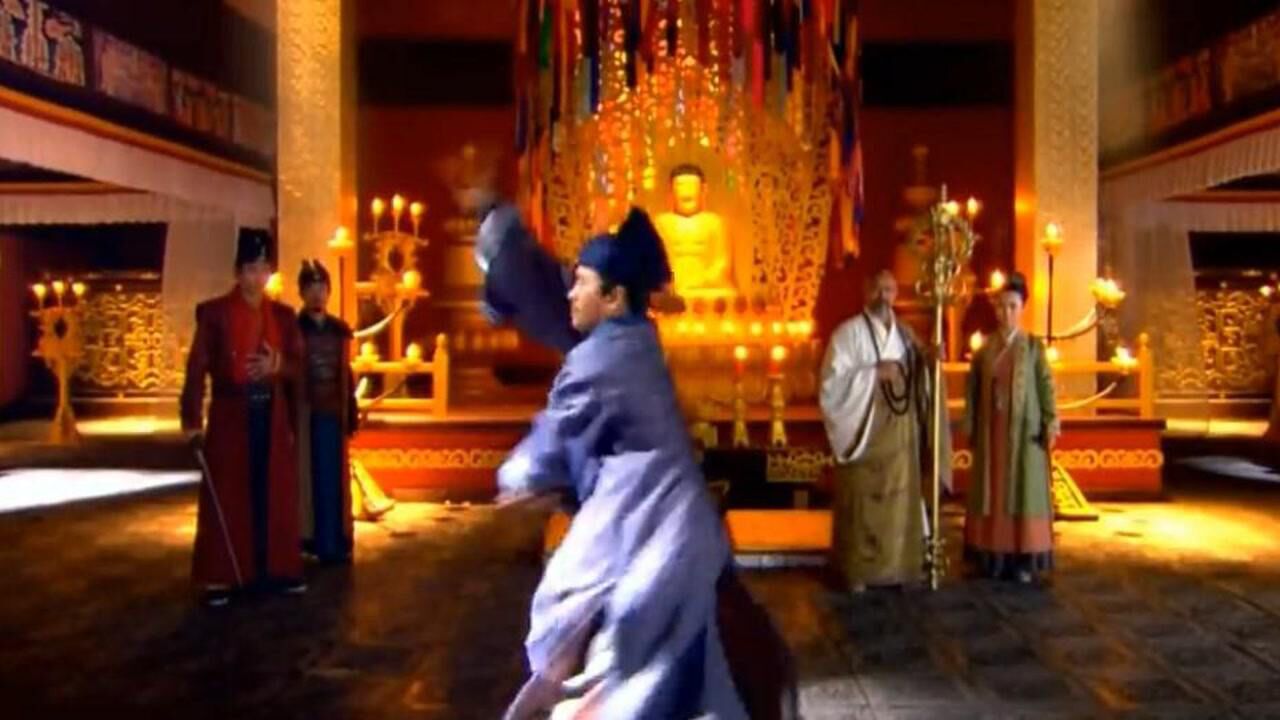 《笑傲江湖》cut连连看_《笑傲江湖》第37集02：令狐冲与岳不群对战，令狐冲对岳不群一再忍让_电视剧_高清完整版视频在线观看_腾讯视频