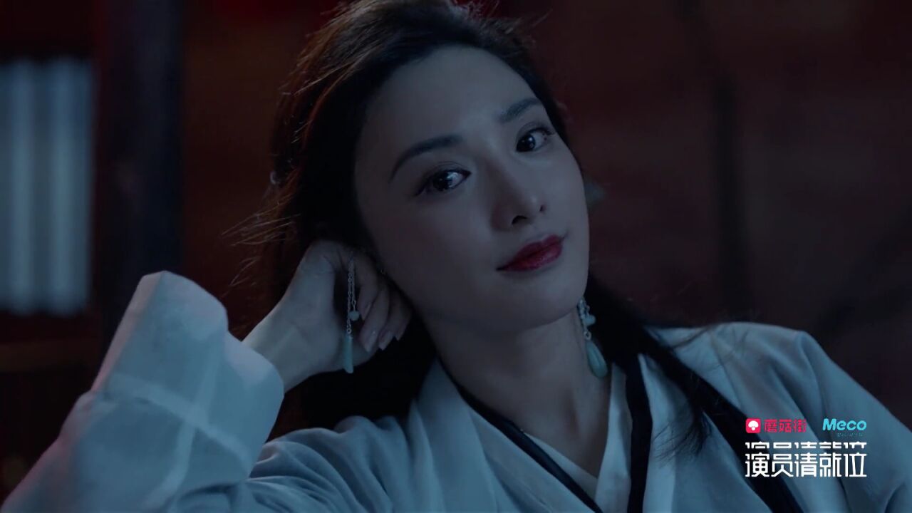 彭小苒饰演紫霞,bgm响起的瞬间对味了