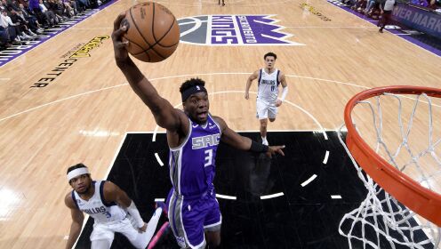《NBA全场集锦》【球星】戴维斯vs独行侠集锦 全场22+6+3高效投射表现亮眼