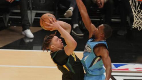 《NBA全明星》【集锦】诺阿队40-32特里队 索汉超远滑翔劈扣格雷姆斯致胜三分