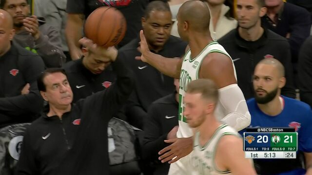NBA季前赛：尼克斯vs凯尔特人第1节中文解说回放