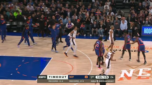 尼克斯开局火力凶猛 里突外投8-0打停马刺