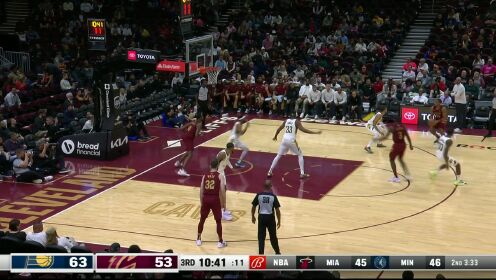 《NBA骑士》绝处逢生！奥科罗死角极限传球助攻斯特鲁斯飞天战斧劈扣