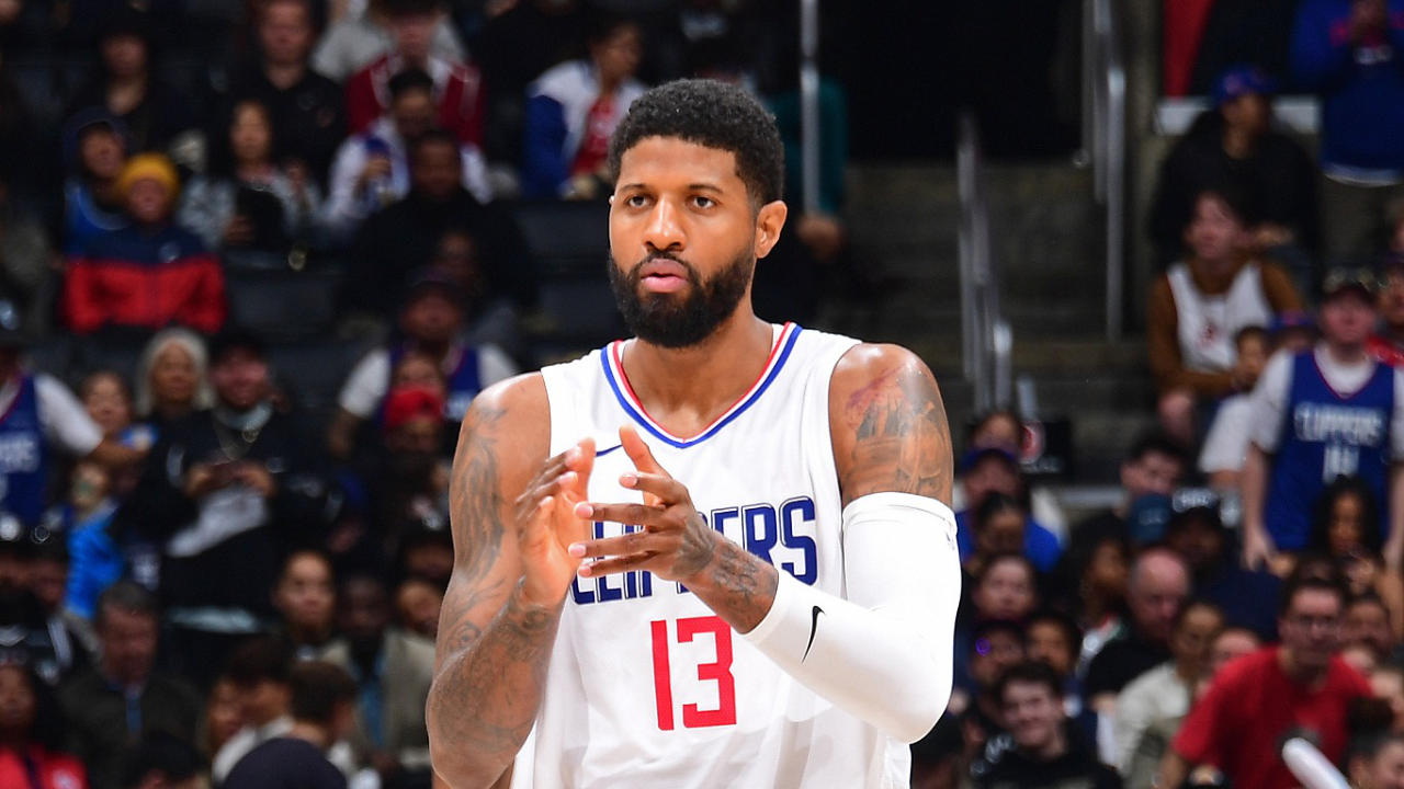 球星保罗乔治vs篮网集锦12分7板关键三分吹响反击号角