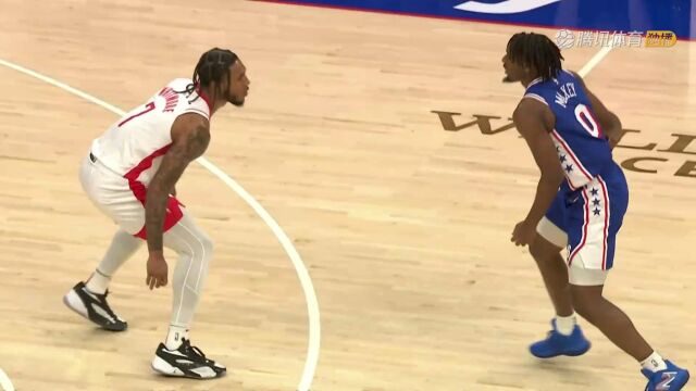 队友直抱头！马克西撤步三分命中 将对手晃飞三米