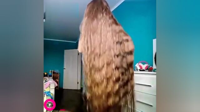 这才是长发公主  xoh alamat kizla omak kiz