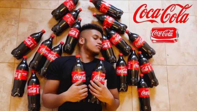 小伙挑战喝20瓶可乐没想到刚喝几瓶就吐了