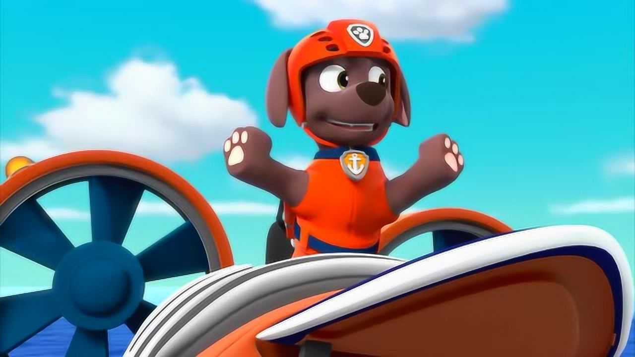 汪汪队立大功 路马负责用救生圈把海豚救回船上