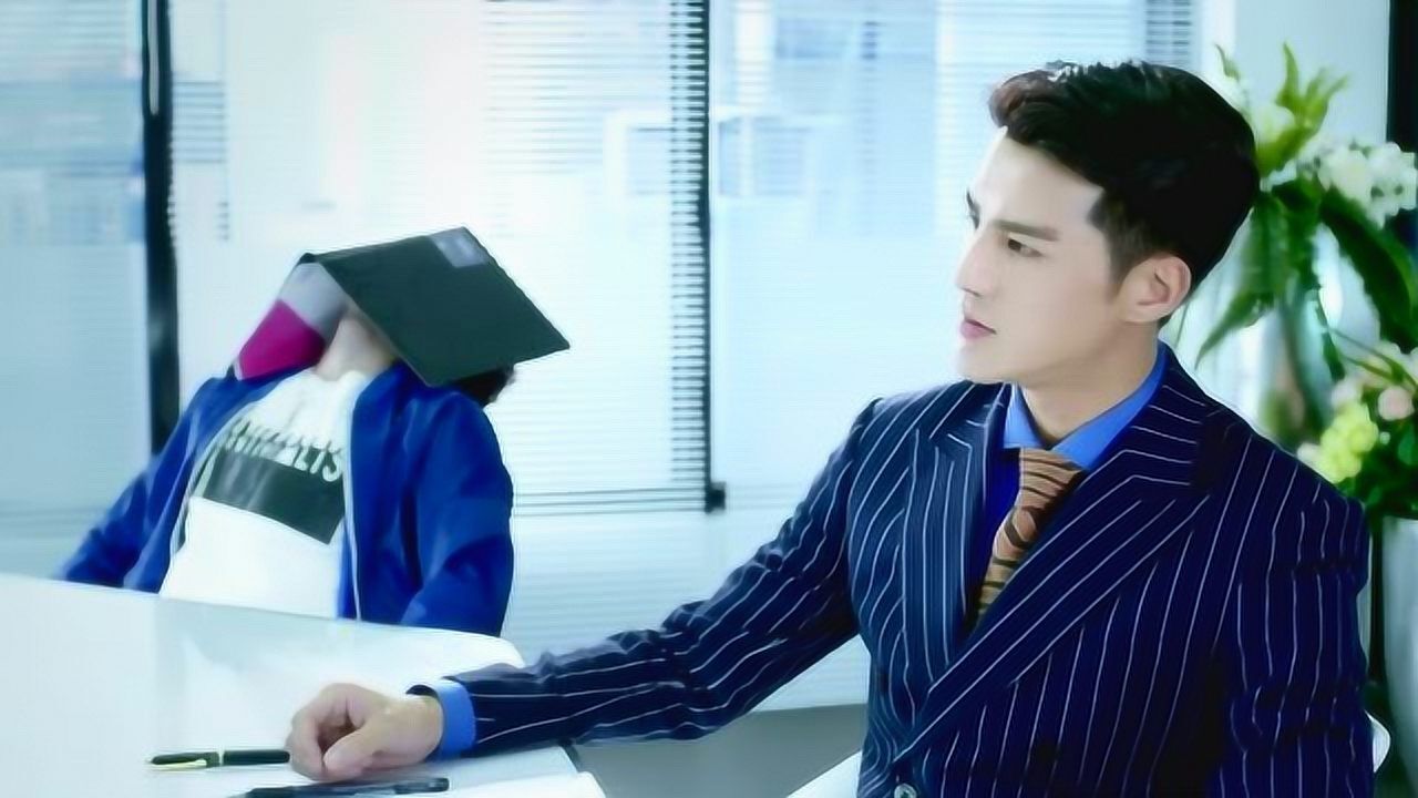 狐狸的夏天总裁开会顾瑾昀竟在睡觉醒来竟说提议好