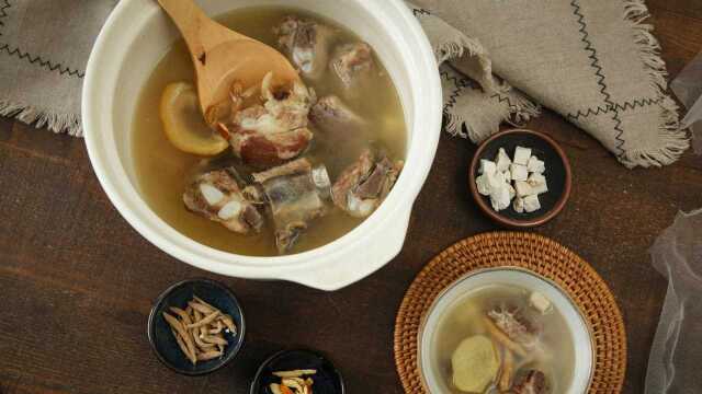 健脾养胃祛湿佳品太子参茯苓陈皮排骨汤