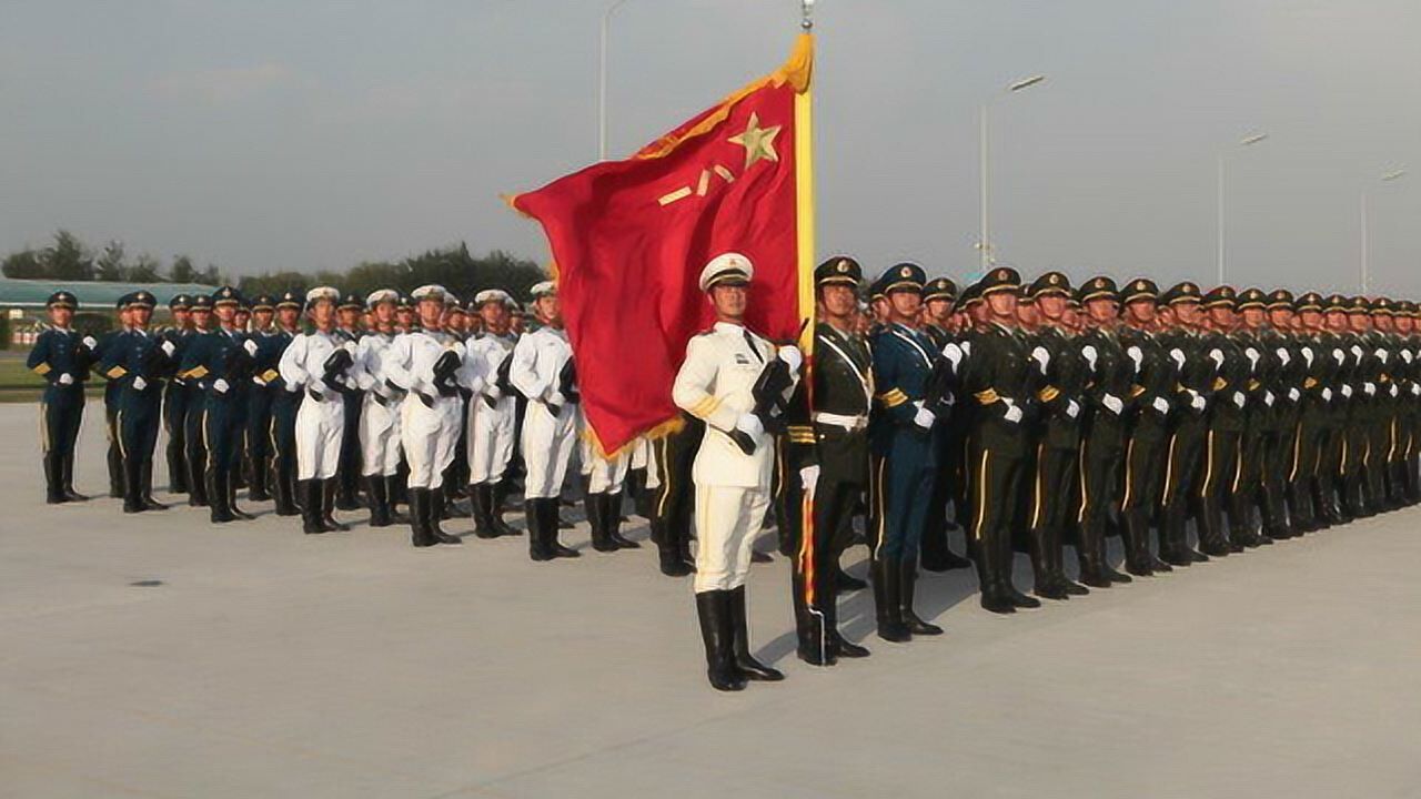 中国仪仗队在国外英姿飒爽的表现，赢得国际友人的高度评价_高清1080P在线观看平台_腾讯视频