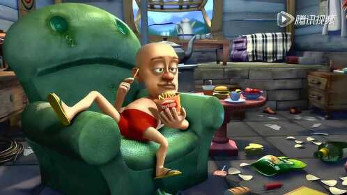 熊出没:肥波伺候光头强 递饮料穿拖鞋 拿薯片太委屈了