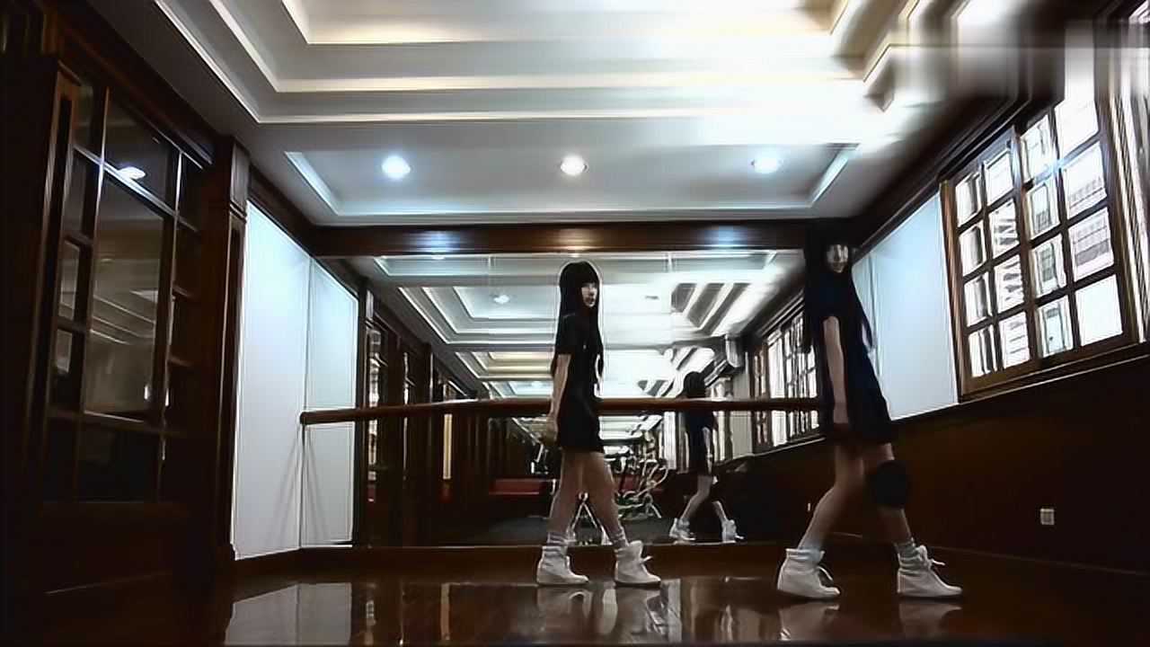 台湾双胞胎姐妹花sandy,mandy《red light》舞蹈mv